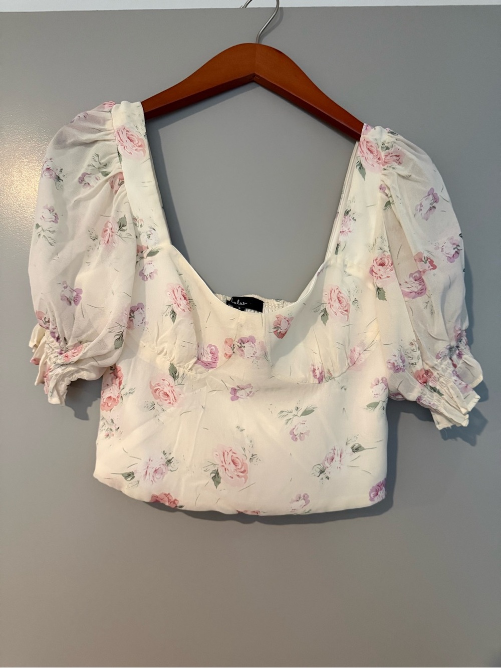 Floral Puff-Sleeve Crop Top